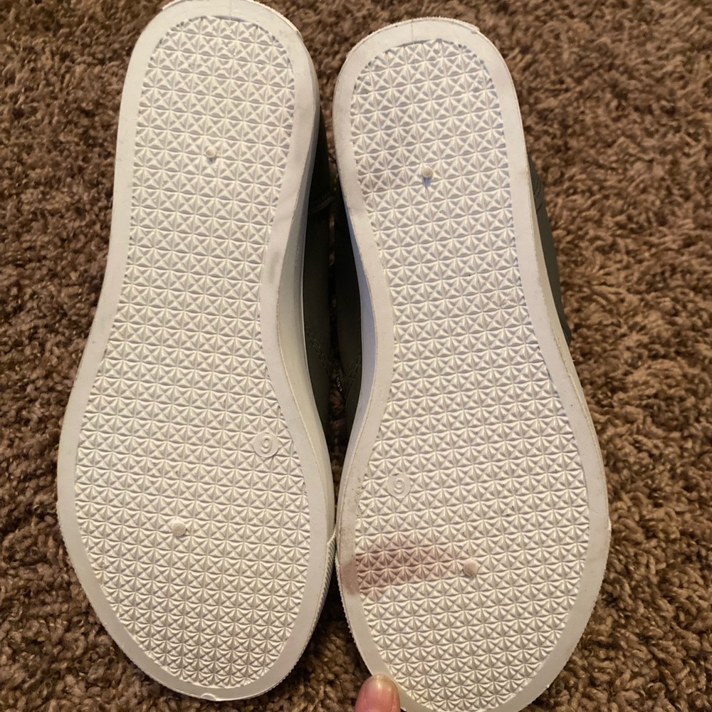 Blue Suede Shoes - Picture 3 of 3